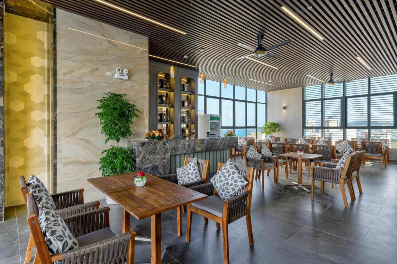 Maris Hotel Nha Trang Buitenkant foto